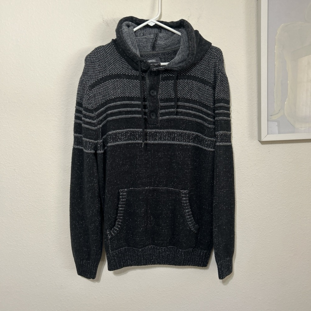 Men's Black and Gray Hooded Sweater